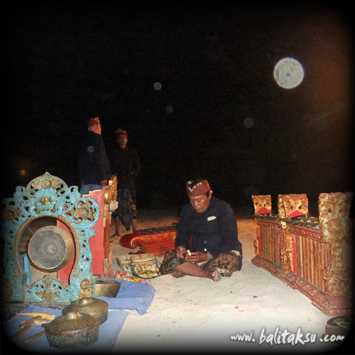 Full Moon Performance Bali, Ubud Group at Nusa Dua