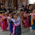 Tunas Maragawi Lesson Rejang Dewa Dance 31 MAY 2015